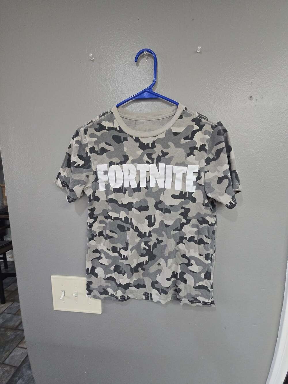 Fortnite T-Shirt Gray Camo